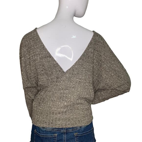 V ery J Top Fine Knit Long Sleeve Size S - Picture 5 of 10